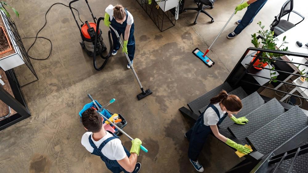 Detergenti profesionali pentru depozite si centre logistice – probleme si solutii